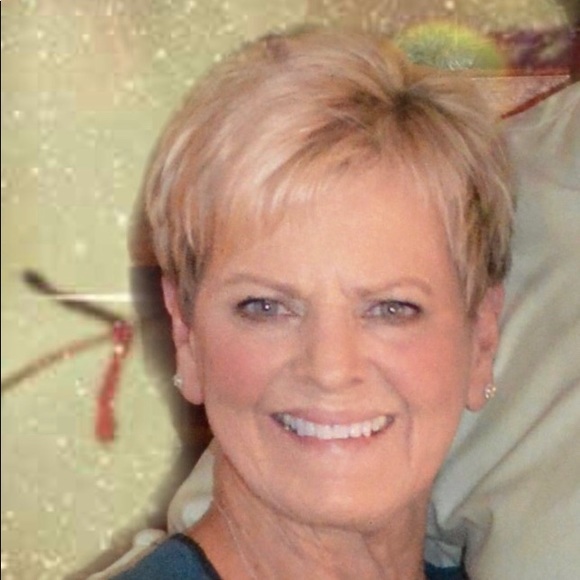 Meet your Posher, Patti - Picture 1 of 1